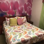 Sandoval By Gaiarooms 3* לאון