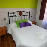 Sandoval By Gaiarooms בית הארחה 3*