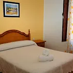 Sandoval By Gaiarooms בית הארחה 3*