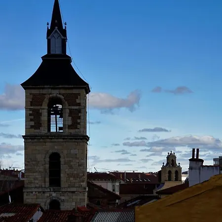 Konukevi Sandoval By Gaiarooms 3*