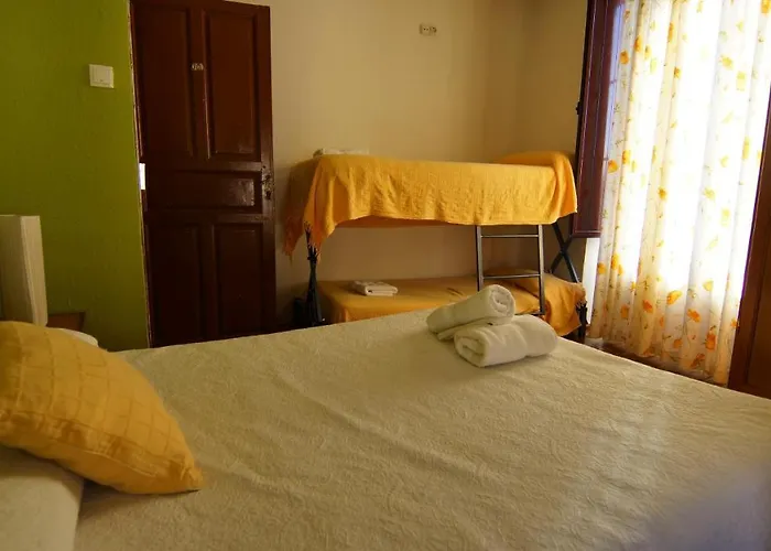 게스트하우스 Sandoval By Gaiarooms 3*