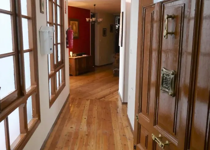 Sandoval By Gaiarooms