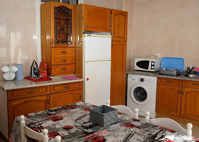 Sandoval By Gaiarooms 3*