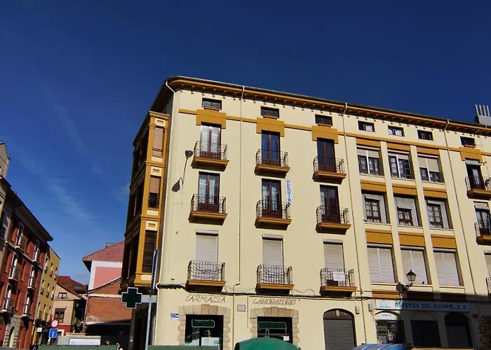 Sandoval By Gaiarooms